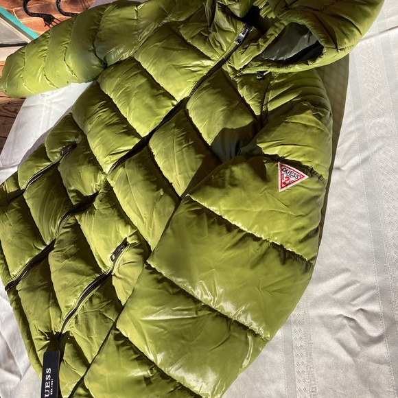 GUESS Puffer Shine Jacket in Green Size Large | Jimmy Jazz - Picture 3 of 12